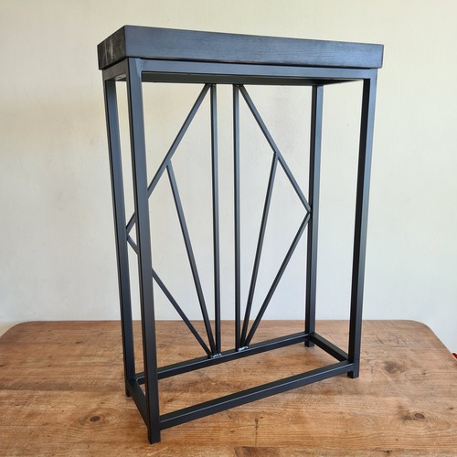 Black art deco side - side, |