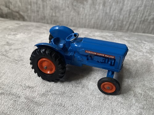Vintage matchbox king - king, size