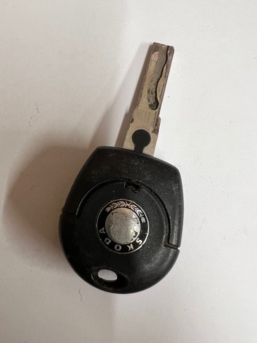Genuine skoda 2 button - 1,