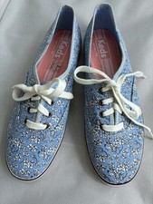 Keds - blue floral size 4.5