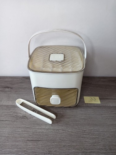 Retro style ice bucket with - style,