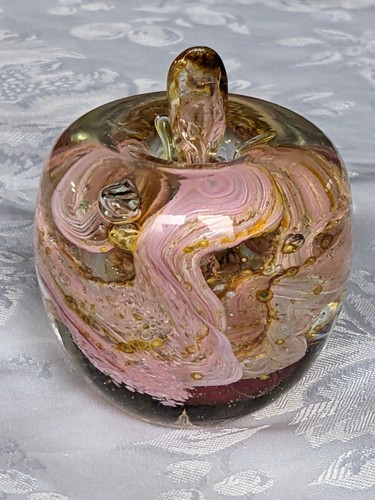 1990 alum bay glass apple - glass,