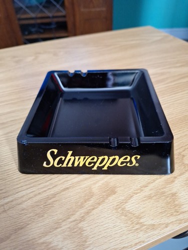 Schweppes black ashtray - black,