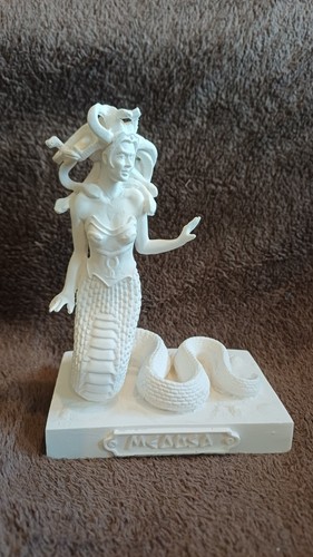 Medusa 12cm alabaster greek - 12cm,