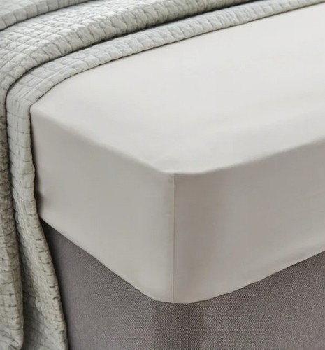 Laura ashley plain 100 cotton - ashley,