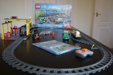 LEGO CITY: Cargo Train (60052) - 100% Complete - Boxed, Excellent Condition
