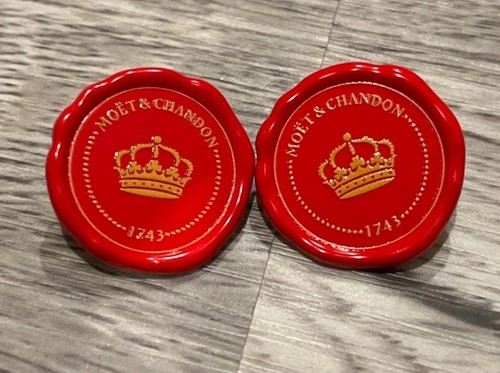 Lapel pins backs - (2), moet