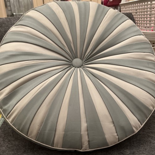 Laura ashley round - ashley, egg