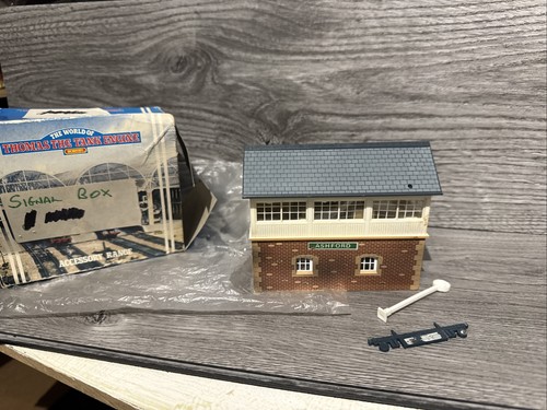 Hornby thomas the tank engine - hornby,