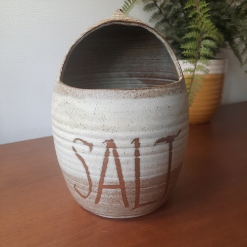 Studio pottery salt - x, pig