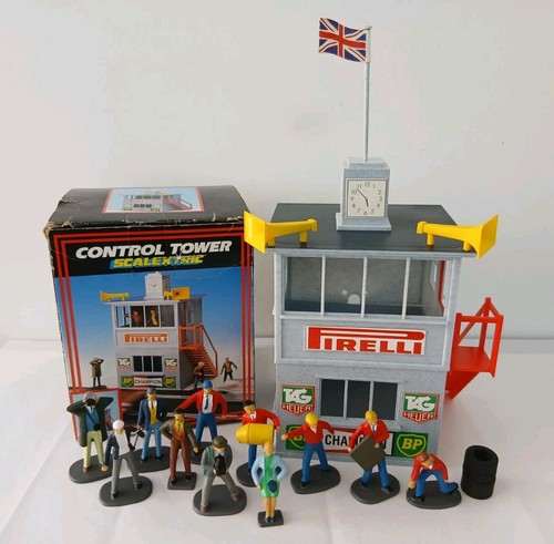 Scalextric control tower 642 - control, c.642