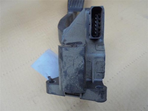 55702020 accelerator gas - 55702020,