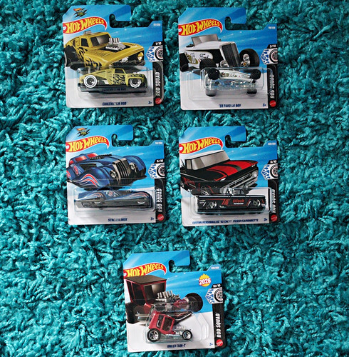Hot wheels set collection - of, 5