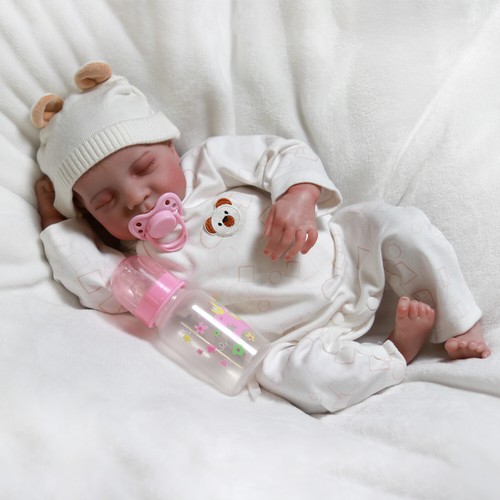Realistic reborn baby - reborn,