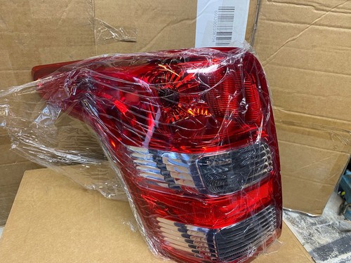 Mitsubishi l200 rear light - l200,