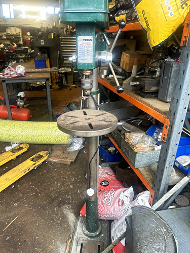 Floor standing stand included - standing,