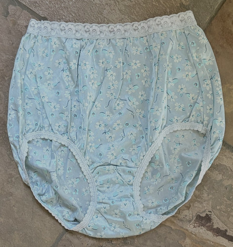 Hanes daisies blue - hanes, on
