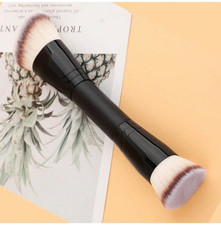 Dual-Ended Makeup Brush for