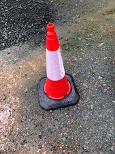 6 PACK RED TRAFFIC CONES  -
