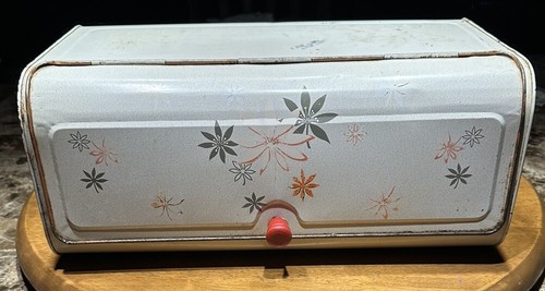 Vintage decoware metal - metal, tin