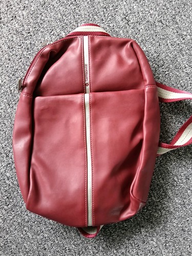 Small samsonite back pack - small,