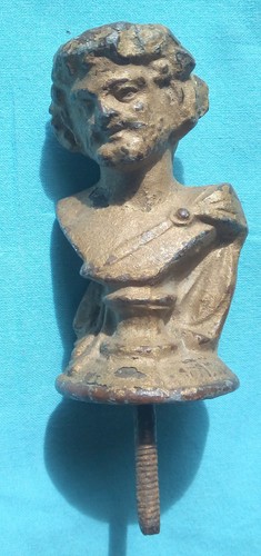 Very nice 1930s car mascot - very,