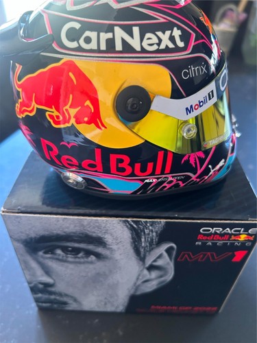 Max verstappen scale - verstappen, 1/2