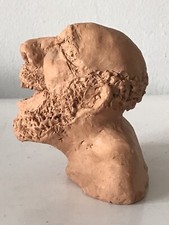 B GOLD TERRACOTTA BUST SCULPTURE SIGNED 1970 WHIMSICAL MODERN ART MYSTERY ARTIST