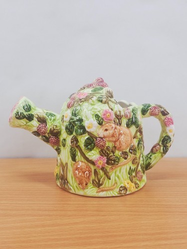 Village collectables ceramic - collectables,