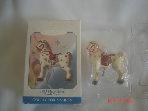 Boxed 1998 hallmark 1939 mobo - boxed,