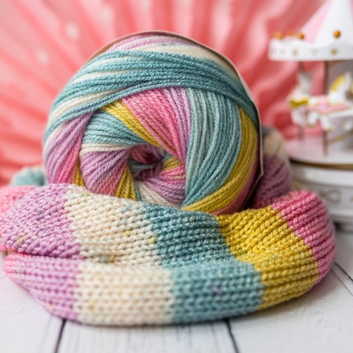 Emu funfair swirl yarn 150 - funfair,