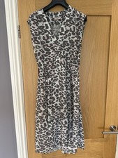 Tucker Women’s Animal Print