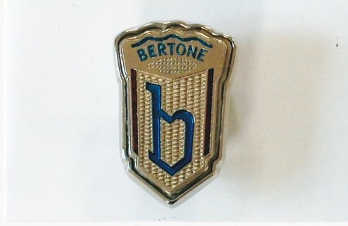 Replica bertone alfa - bertone, romeo