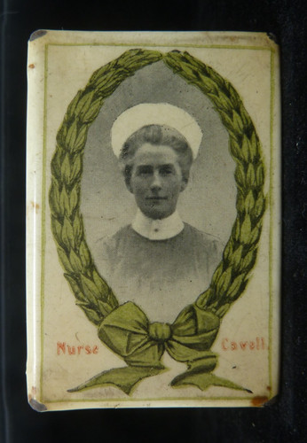 Wwi red cross - red,