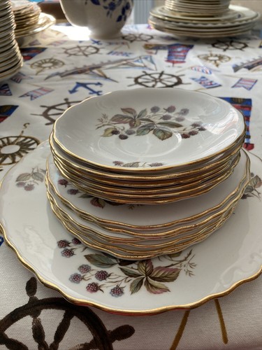 Pretty vintage china - china, set