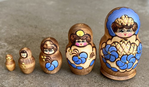 Vintage russian nesting - nesting, dolls