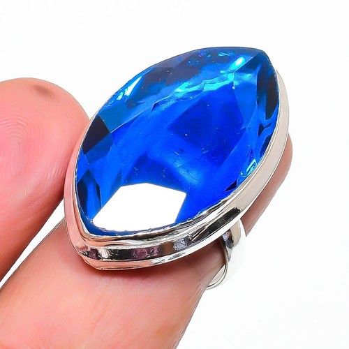 Faceted tanzanite gemstone - tanzanite,