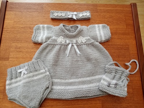 Hand knitted dolls clothes - dolls,