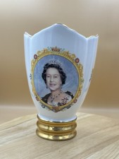 CARLTON WARE LTD EDITION ELIZABETH 2 GOLDEN JUBILEE GOBLET SHAPED VASE 5/250