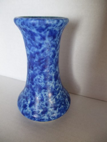 Ruskin vase small early - vase,
