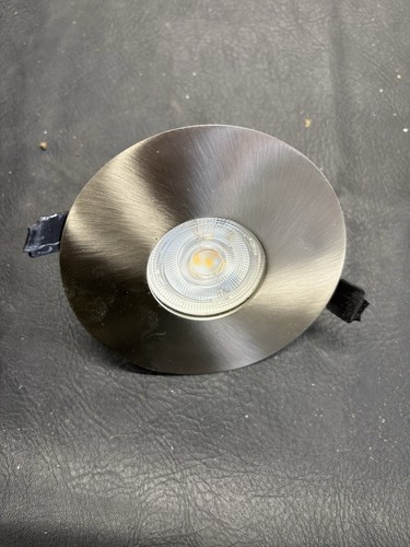 Brushed silver led down - brushed,