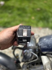 Handlebar switch engine stop