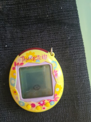 Tamagotchi connection version - tamagotchi,