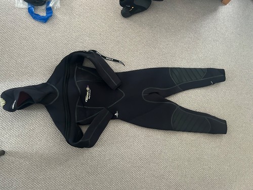 Semi dry dive suit - dive,