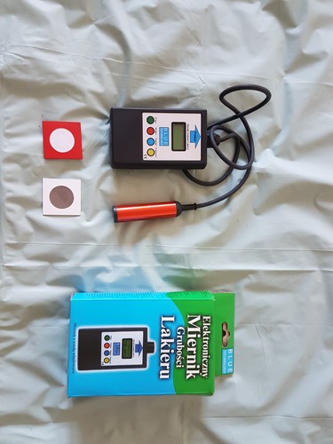Electronic paint thickness