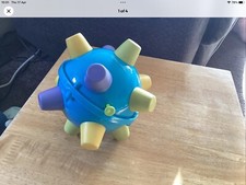 Vibrating Wiggle Ball -