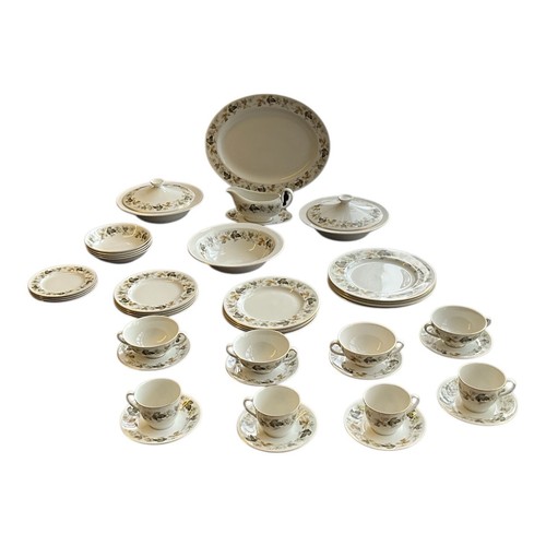 Royal doulton larchmont - royal,