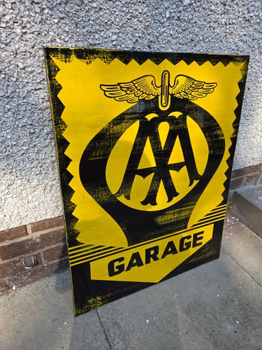 Retro style garage wall - retro,