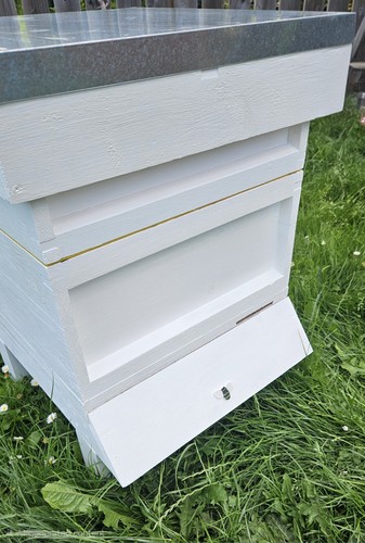 National hive and stand - national,