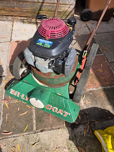 Honda gcv135 petrol push lawn - petrol,
